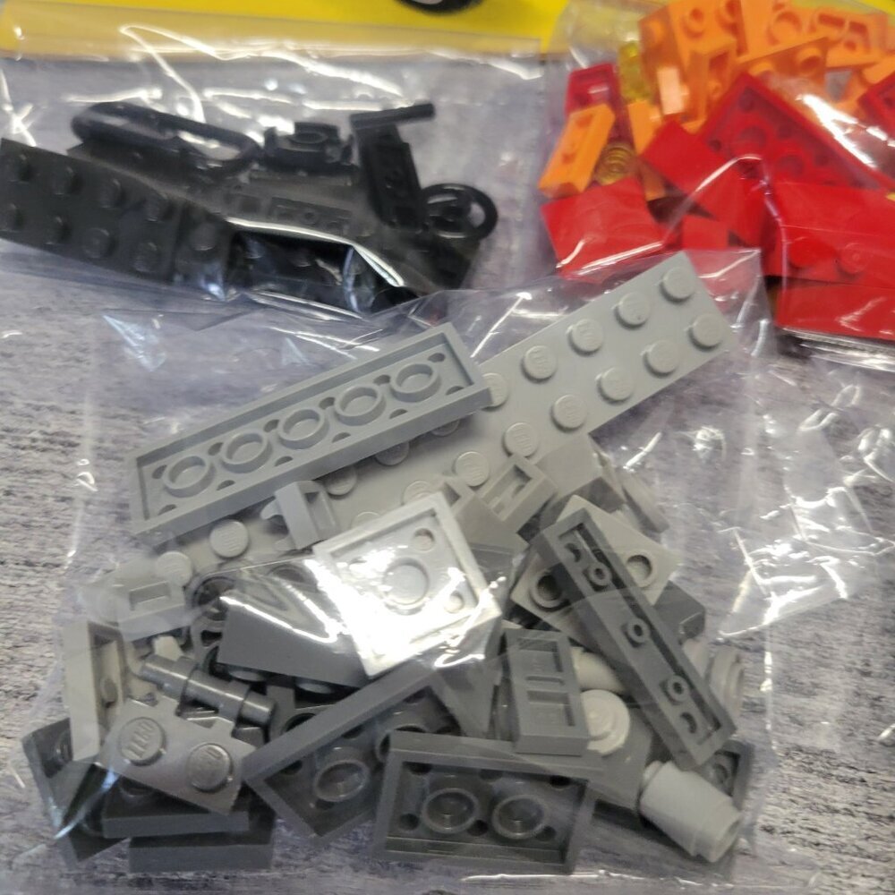 LEGO Creator 3 in 1 Dune Hopper 5763 - Picture 3 of 9